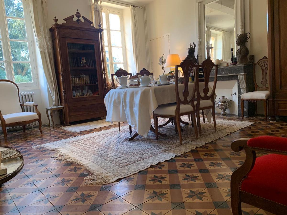 ラヴォール Le Moulin Du Carla Bed & Breakfast エクステリア 写真