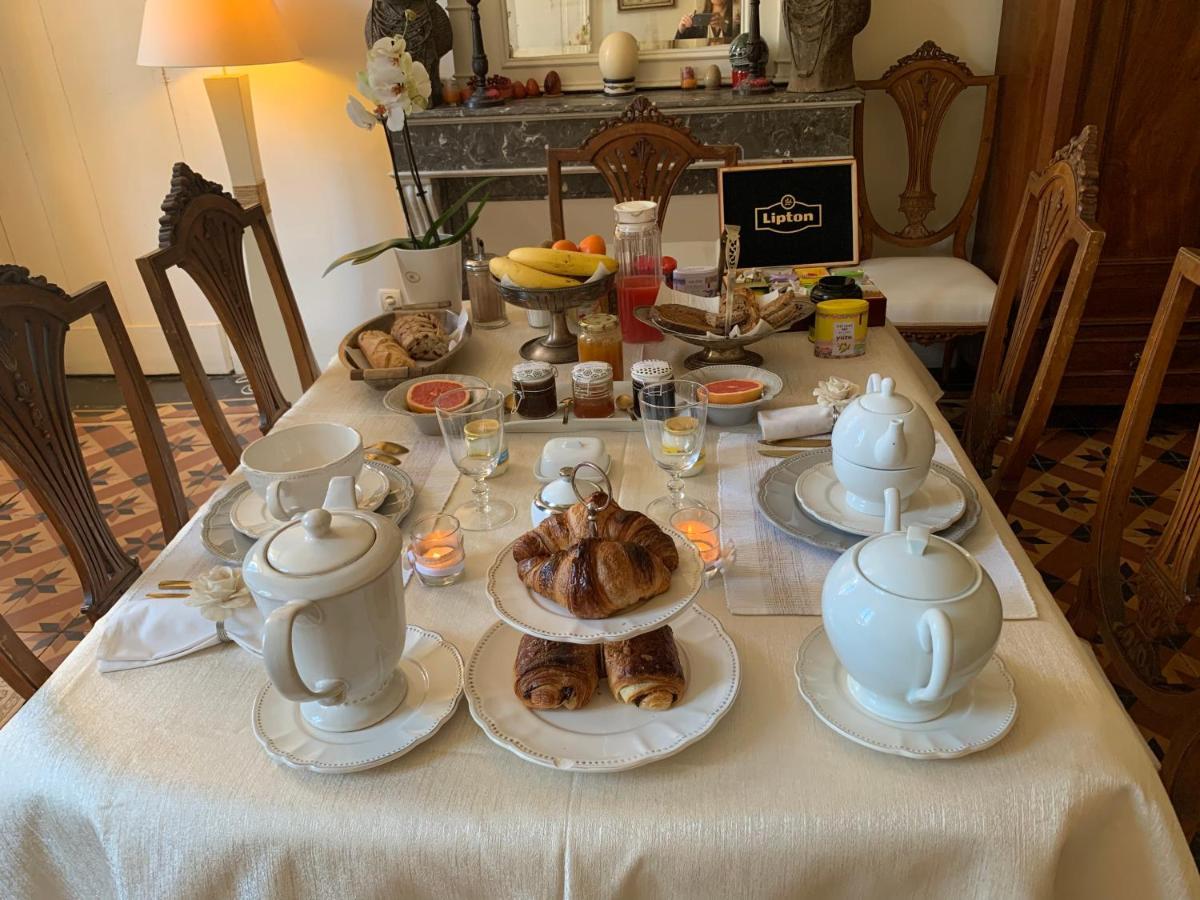 ラヴォール Le Moulin Du Carla Bed & Breakfast エクステリア 写真